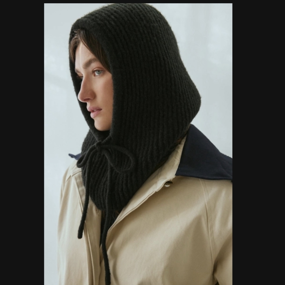 Urban Outfitters Black Ribbed Knit Tie Hood Balaclava